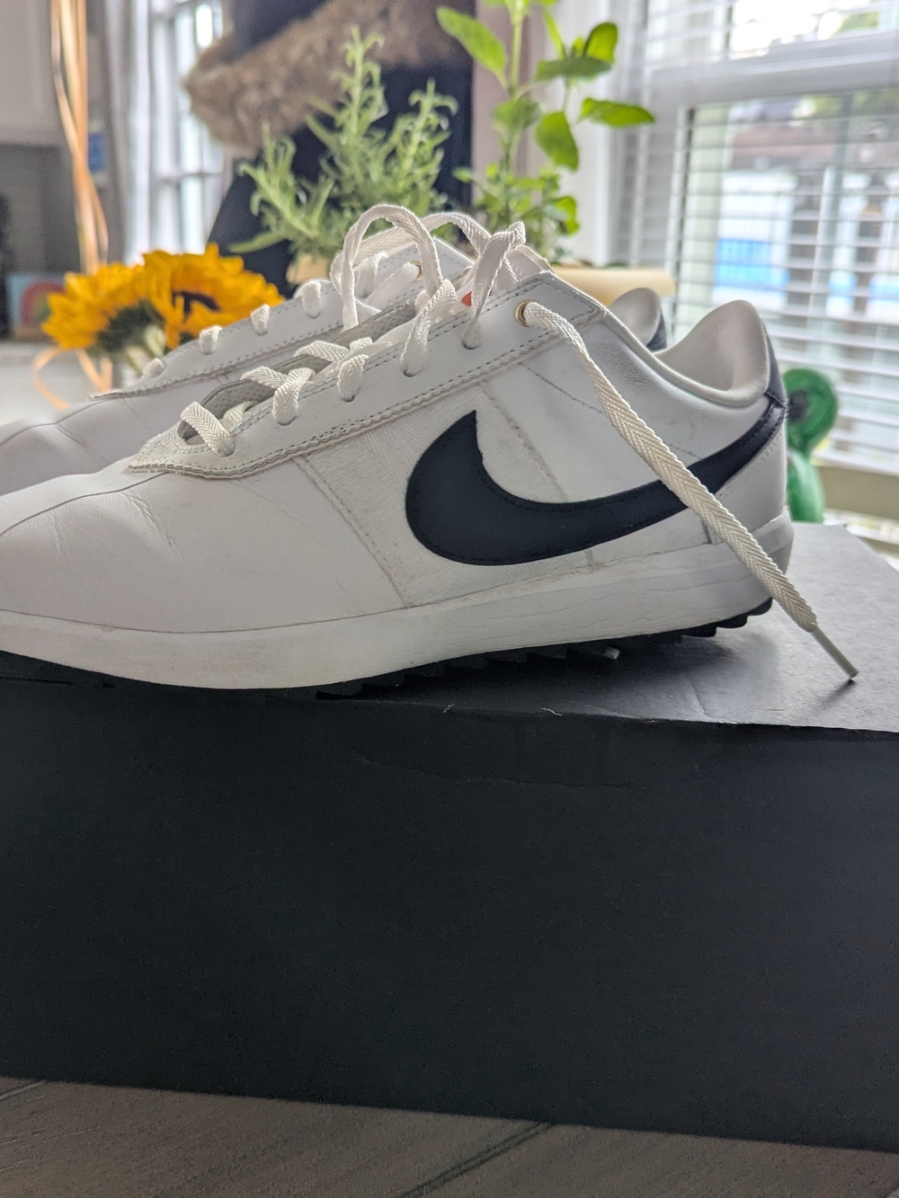 51 Nike Cortez G Women's Golf Spikeless Shoes Size 8.5